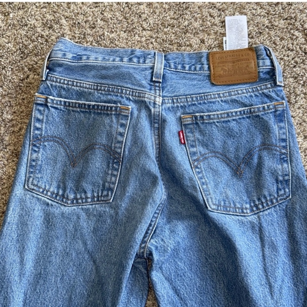 Levi’s wedgie straight jeans size 26